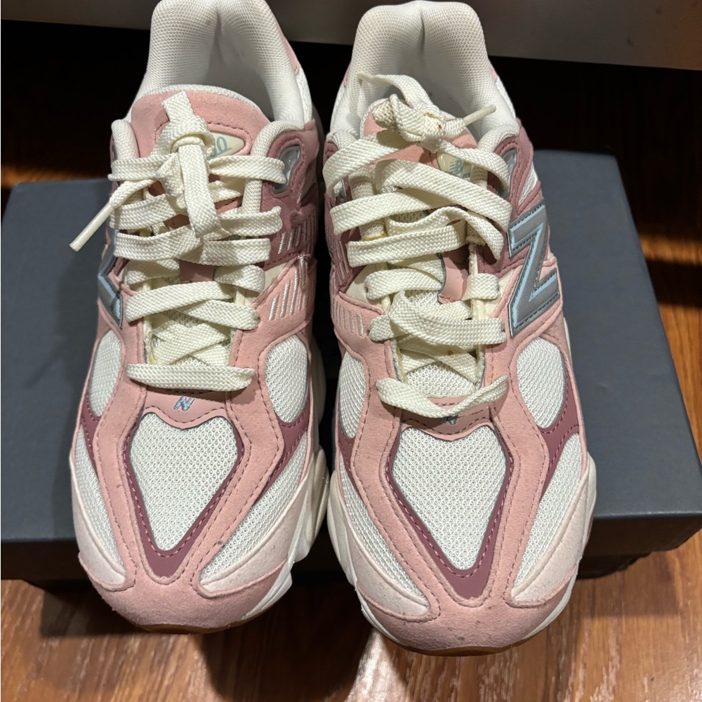 New Balance Women's Pink and Cream Chunky Sneakers - Picture 2 of 6